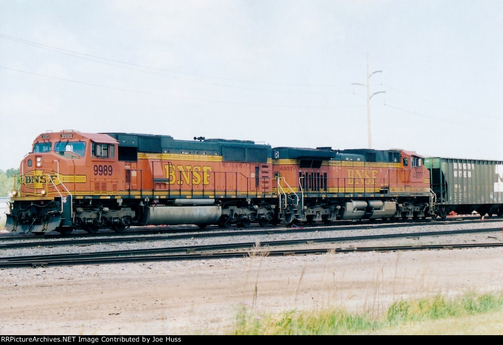 BNSF 9989 East